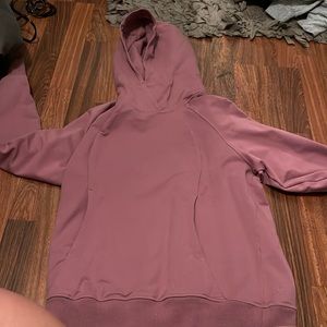 Lululemon size 8